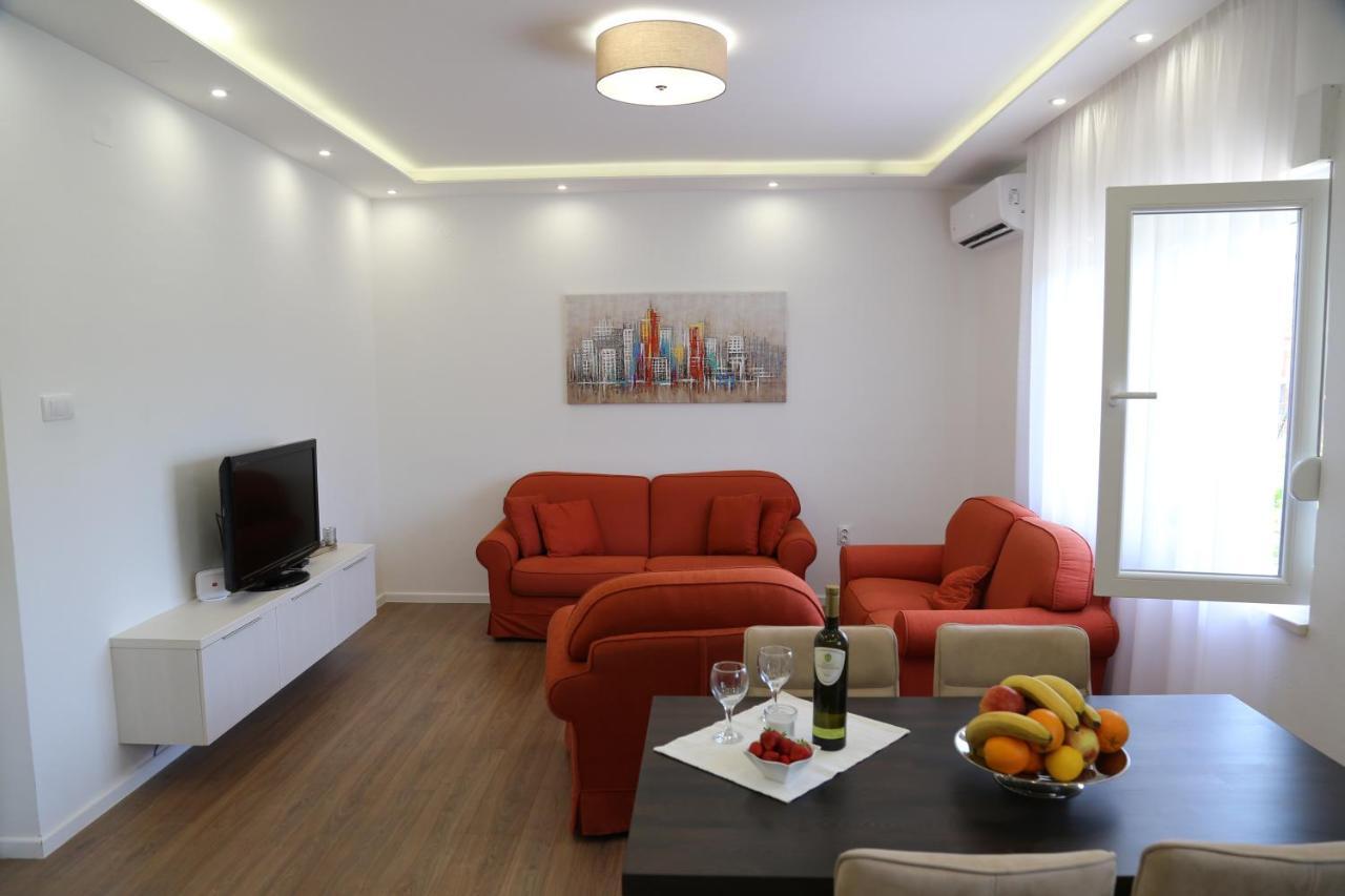Garden House Apartment Требинье Экстерьер фото